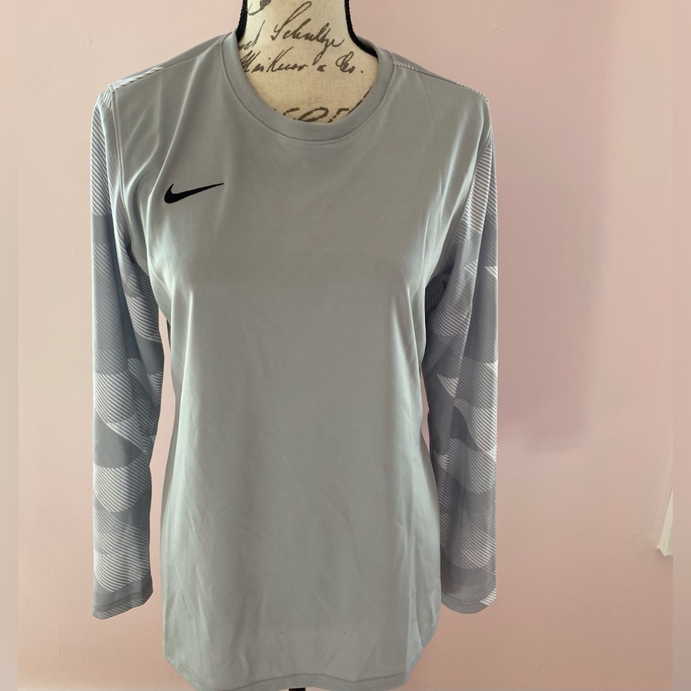 Nike Men’s Gray Long Sleeve Top Size Large